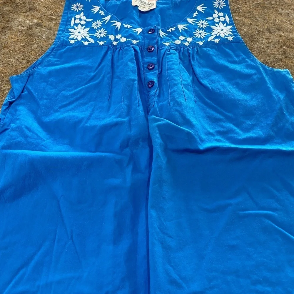 Johnnie B Top